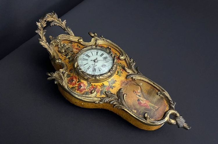 Handgemaltes Wandschild – Rokoko-Stil