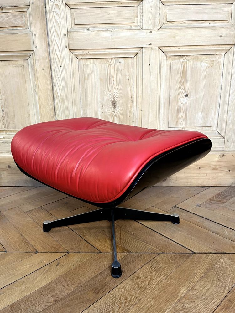 Charles & Ray EAMES two Lounge Chairs and an Ottoman Vitra Edition