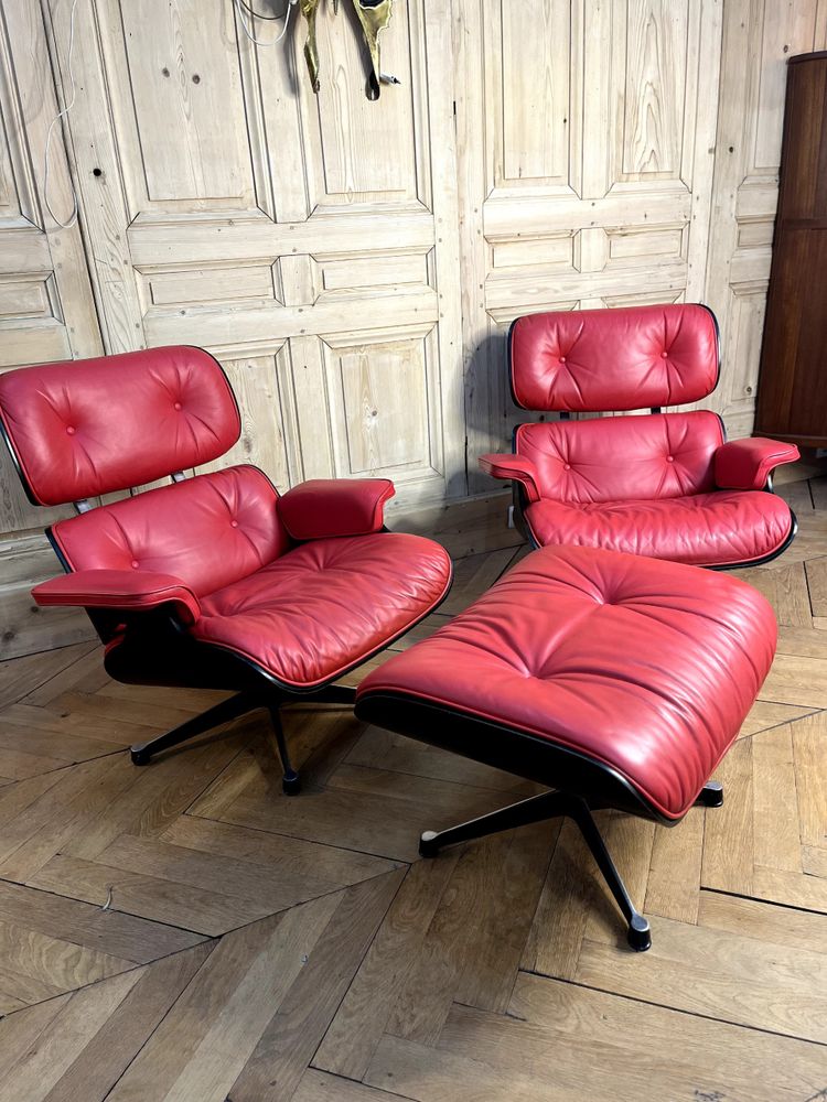 Charles & Ray EAMES two Lounge Chairs and an Ottoman Vitra Edition