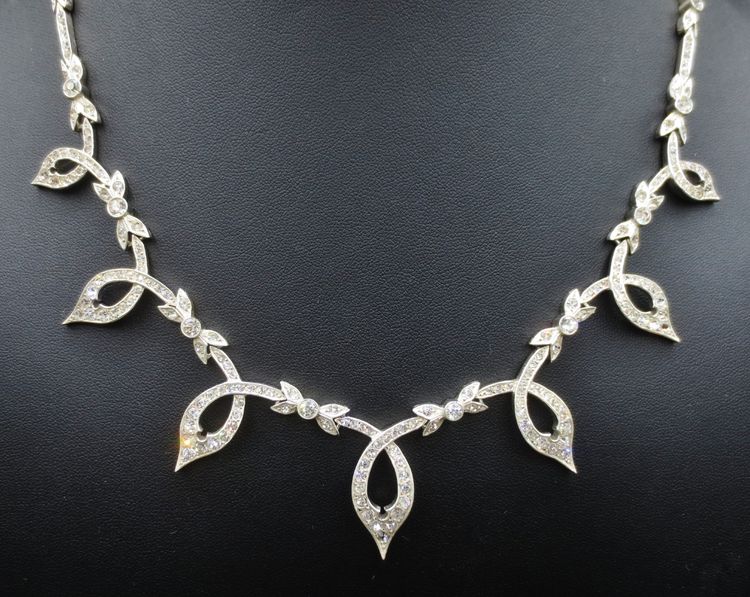 Collier 1925.