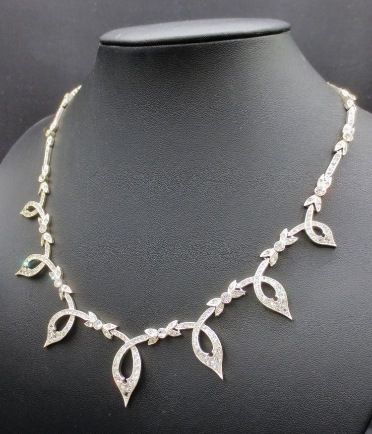 Collier 1925.
