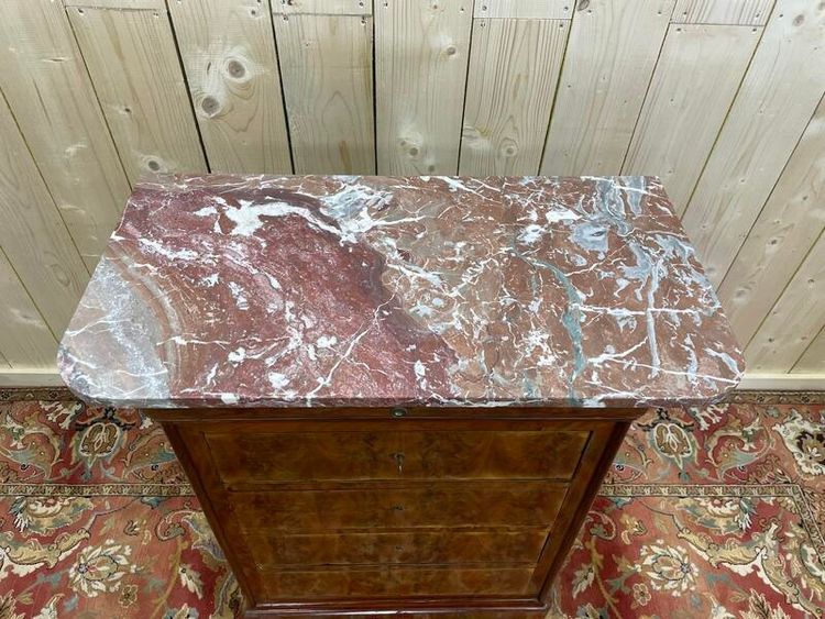 Chiffonnier - Commode époque Louis Philippe en acajou et placage d’acajou. 