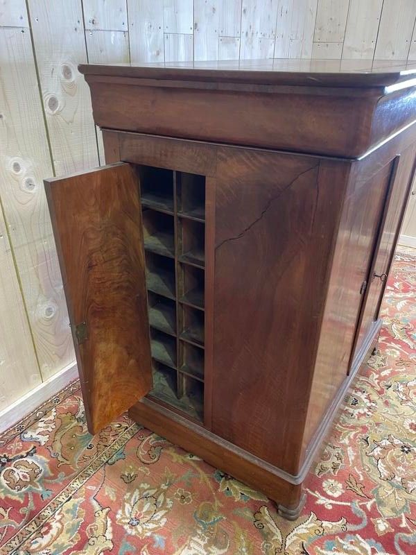 Buffet Epoch Louis Philippe - Cartonnier in Walnut