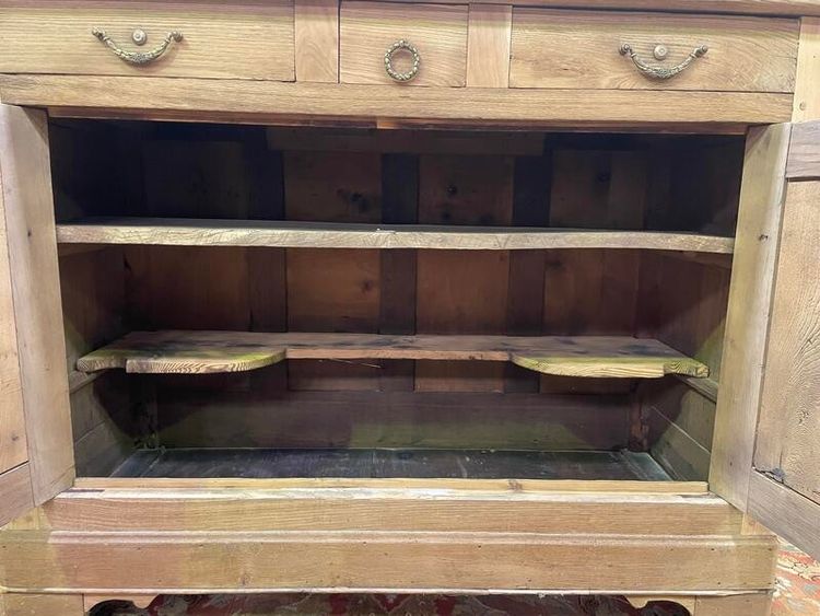 Buffet époque Louis Philippe en chêne aéro gommé