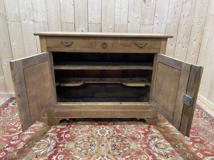 Buffet époque Louis Philippe en chêne aéro gommé