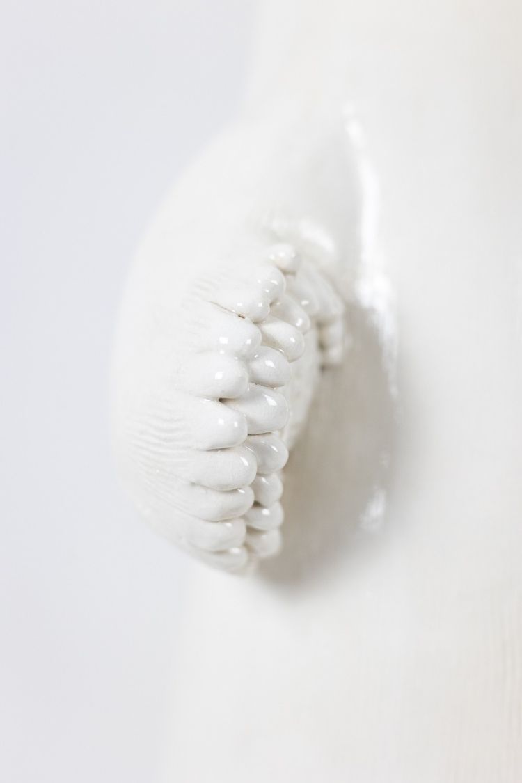 Valérie Courtet. Standing polar bear. Contemporary work LS64171309P