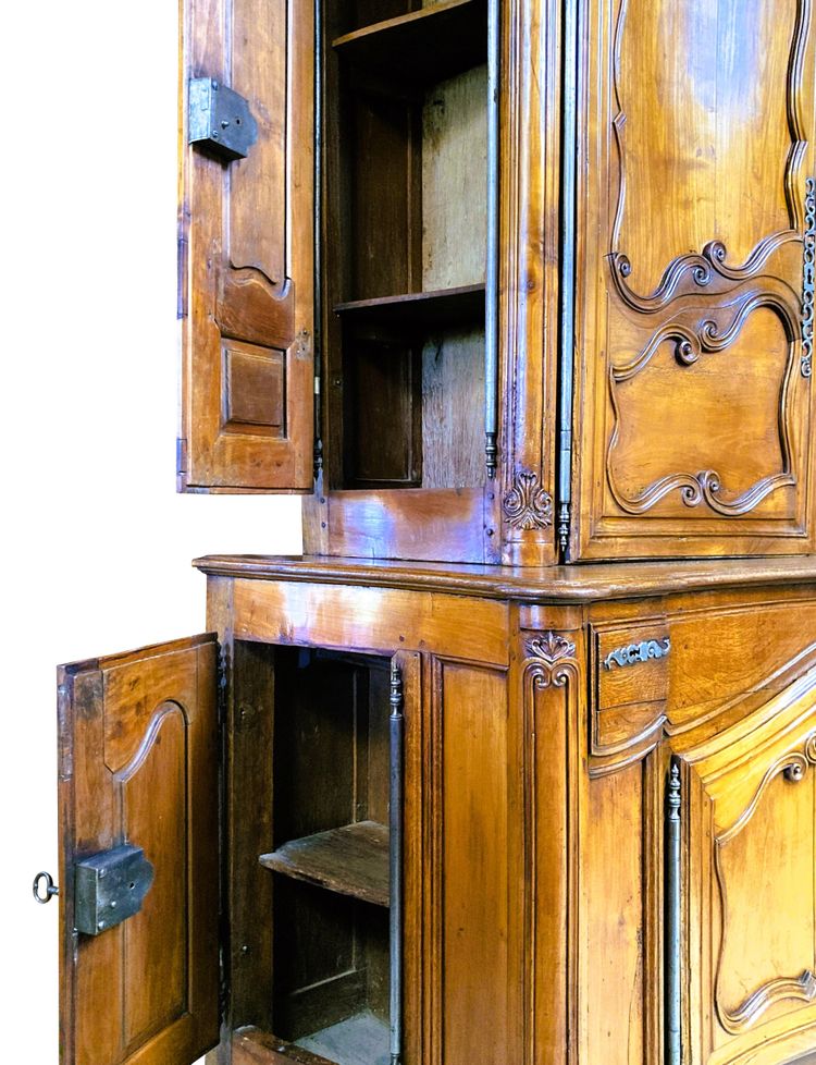 18th century Louis XV sideboard from the Château des Deux Sèvres