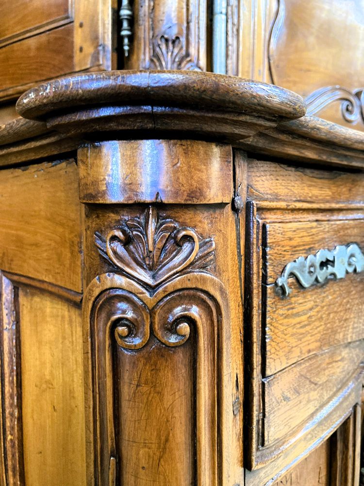18th century Louis XV sideboard from the Château des Deux Sèvres