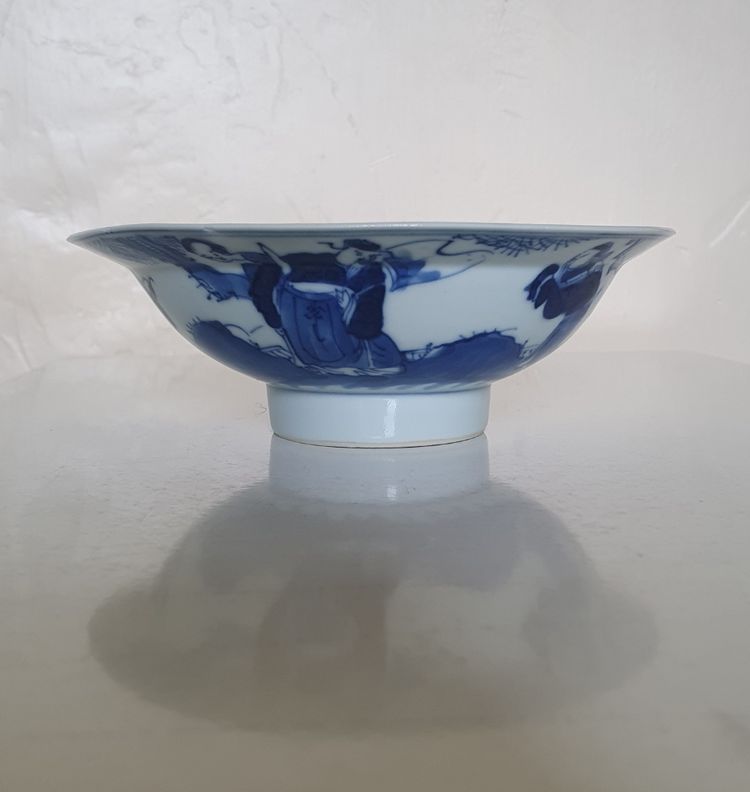 Late Qing blue and white porcelain bowl with immortals; 19th c China
