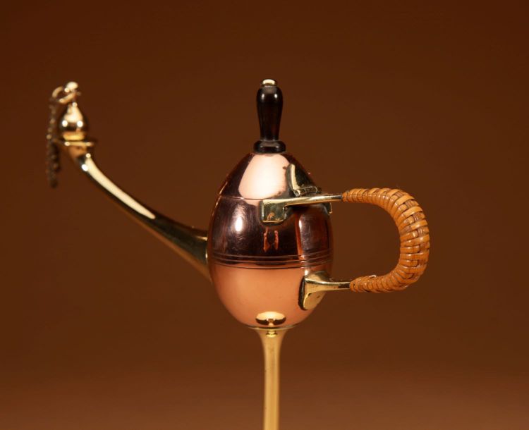  Lampada a olio a forma di sigaro in stile Art Nouveau di Jan Eisenlöffel, progettata per WMF, circa 1900.