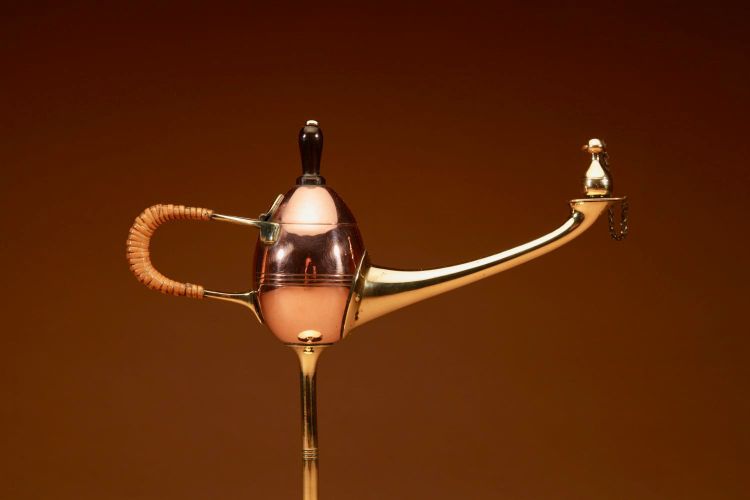  Lampada a olio a forma di sigaro in stile Art Nouveau di Jan Eisenlöffel, progettata per WMF, circa 1900.