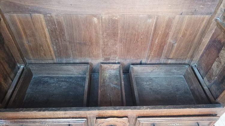 Louis XIV wardrobe in solid oak, 18th century