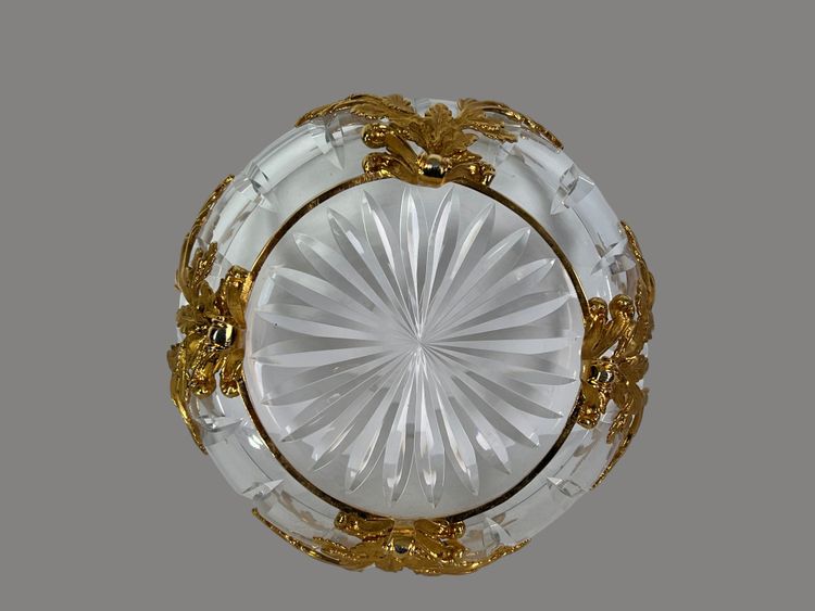CUT CRYSTAL CUP WITH A GILT BRONZE MOUNT WITH OAK LEAF DECOR