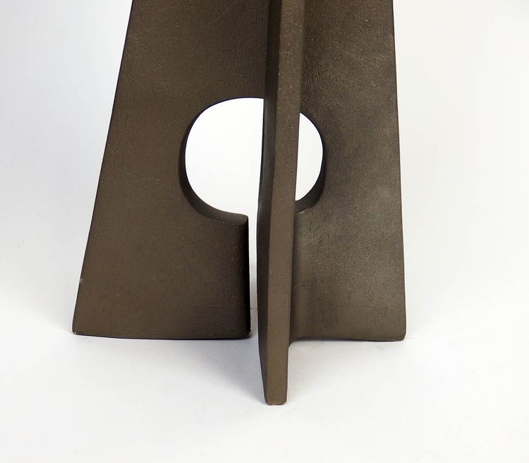 Terracotta sculpture by Victor Roman