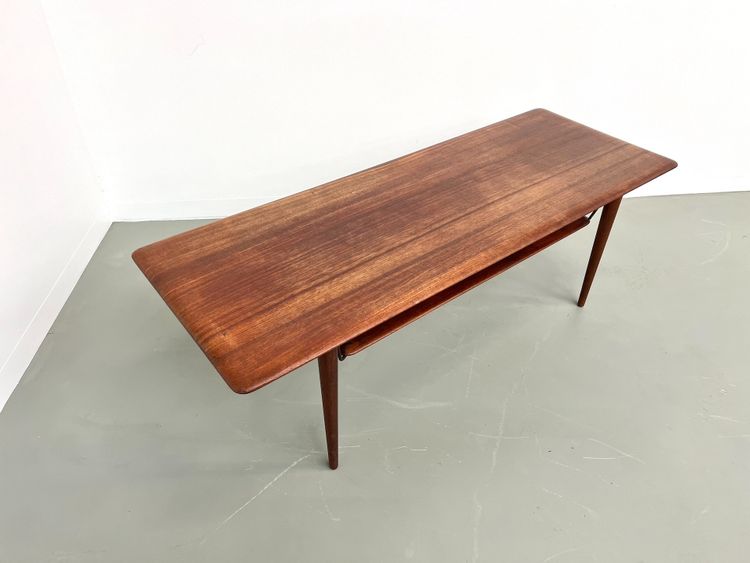 Table basse scandinave mod. FD516 - circa 1960