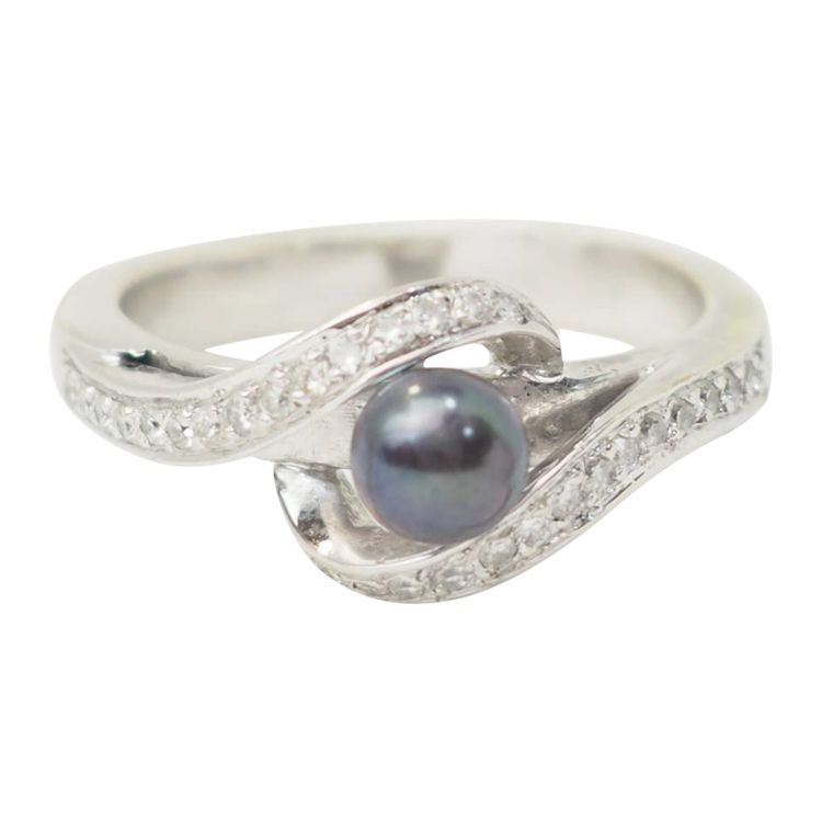 Anello in oro bianco, perla di Tahiti e diamanti
