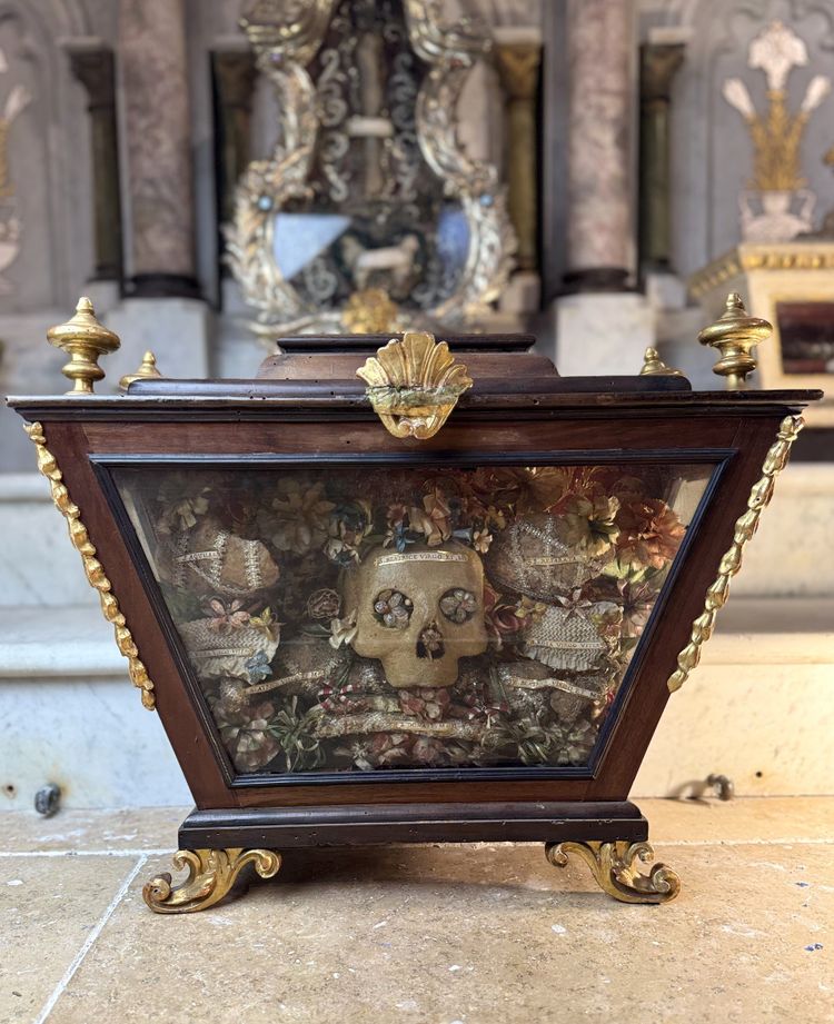 Italian Reliquary Hunt Of Saint Beatrice - 18th century