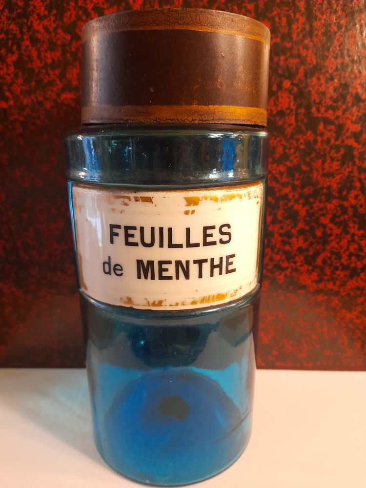 6 blue glass apothecary jars