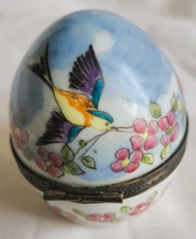 Jolie Boîte à pilules de collection en porcelaine peinte à la main 1 flacon