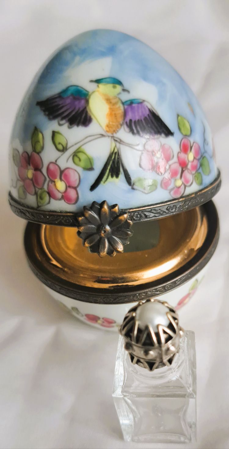 Jolie Boîte à pilules de collection en porcelaine peinte à la main 1 flacon