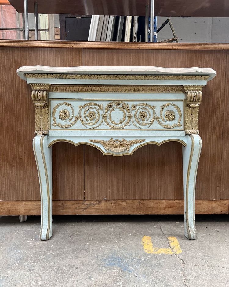 Console de style empire