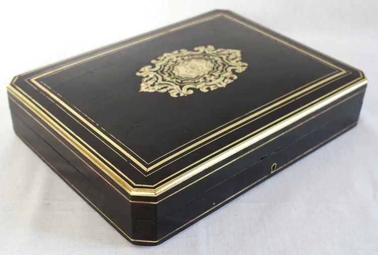 Scatola da gioco in legno d'ebano e intarsio Boulle