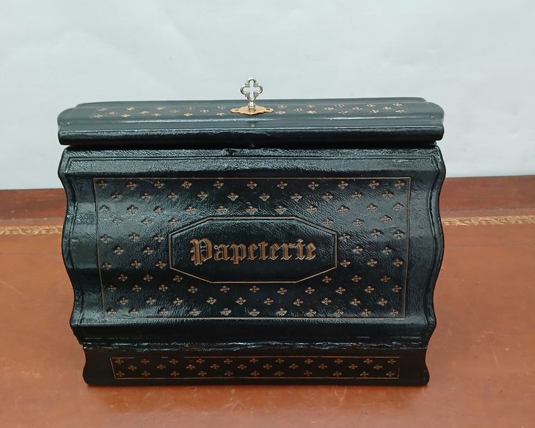 Schreibwarenbox.