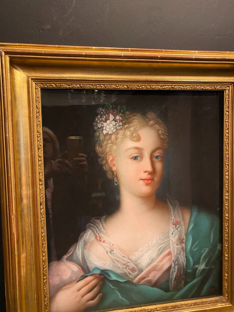 Tableau, pastel de femme dans le gout de Rosalba CarrieraPastel dans le gout de Rosalba  Carriera de