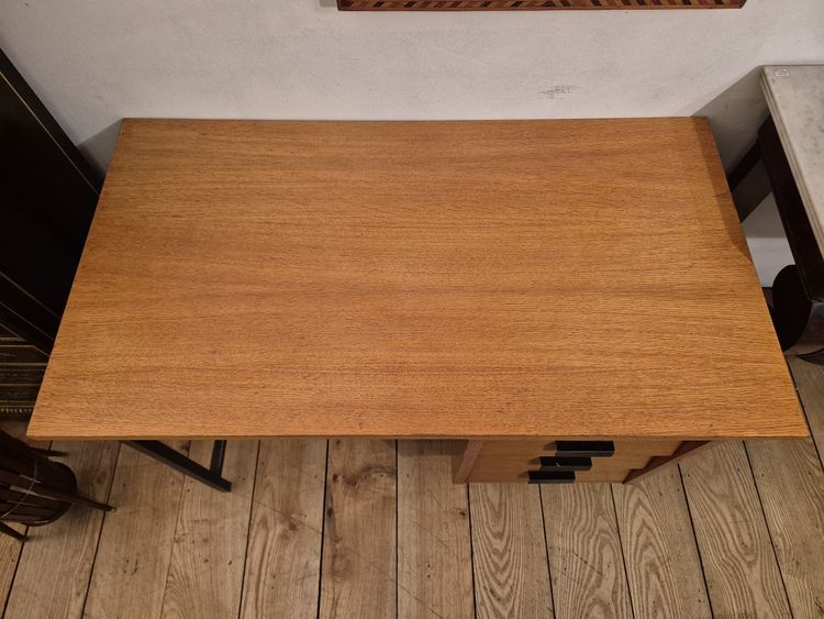 Schreibtisch Modell CM172 von Pierre Paulin circa 1960 für das Haus THONET