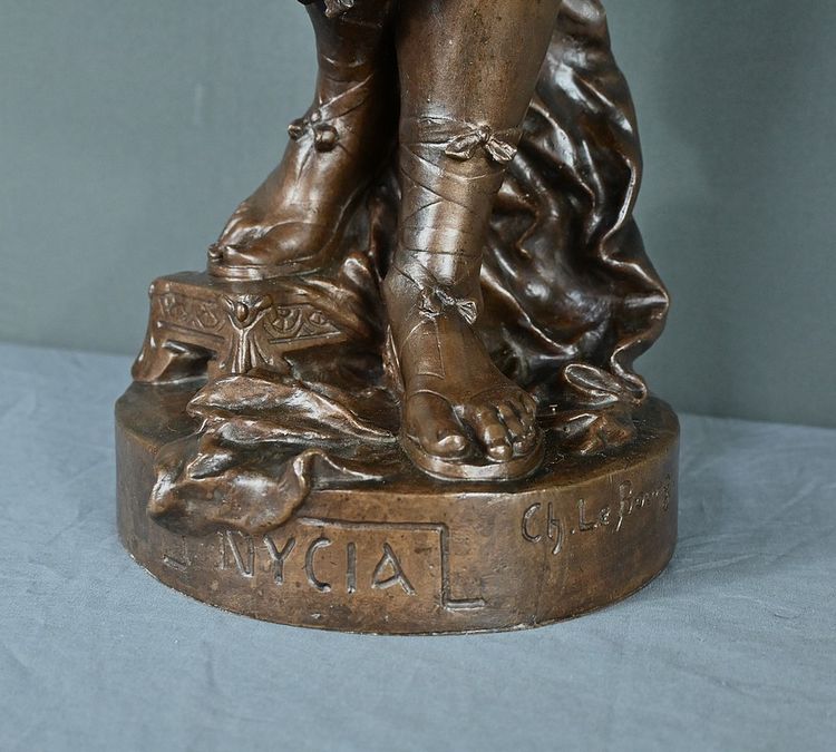Importante bronzo "Nycia" di Ch. Le Bourg - seconda metà del XIX secolo