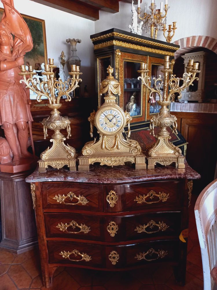 Important Louis XVI style mantel set XIXth century
