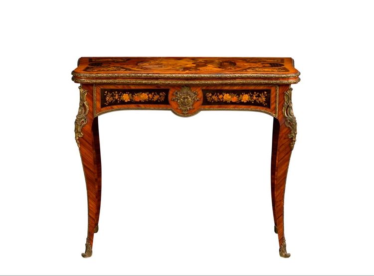 Table à jeux en marqueterie de bois de rose