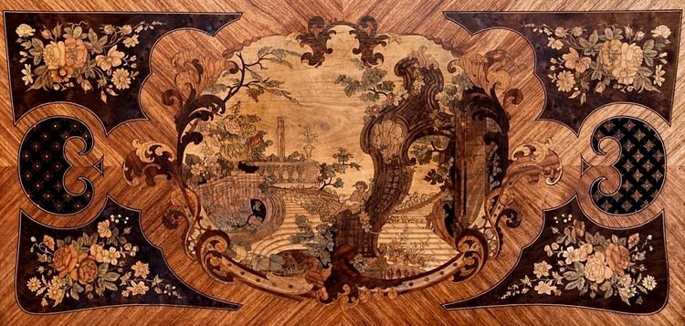 Table à jeux en marqueterie de bois de rose