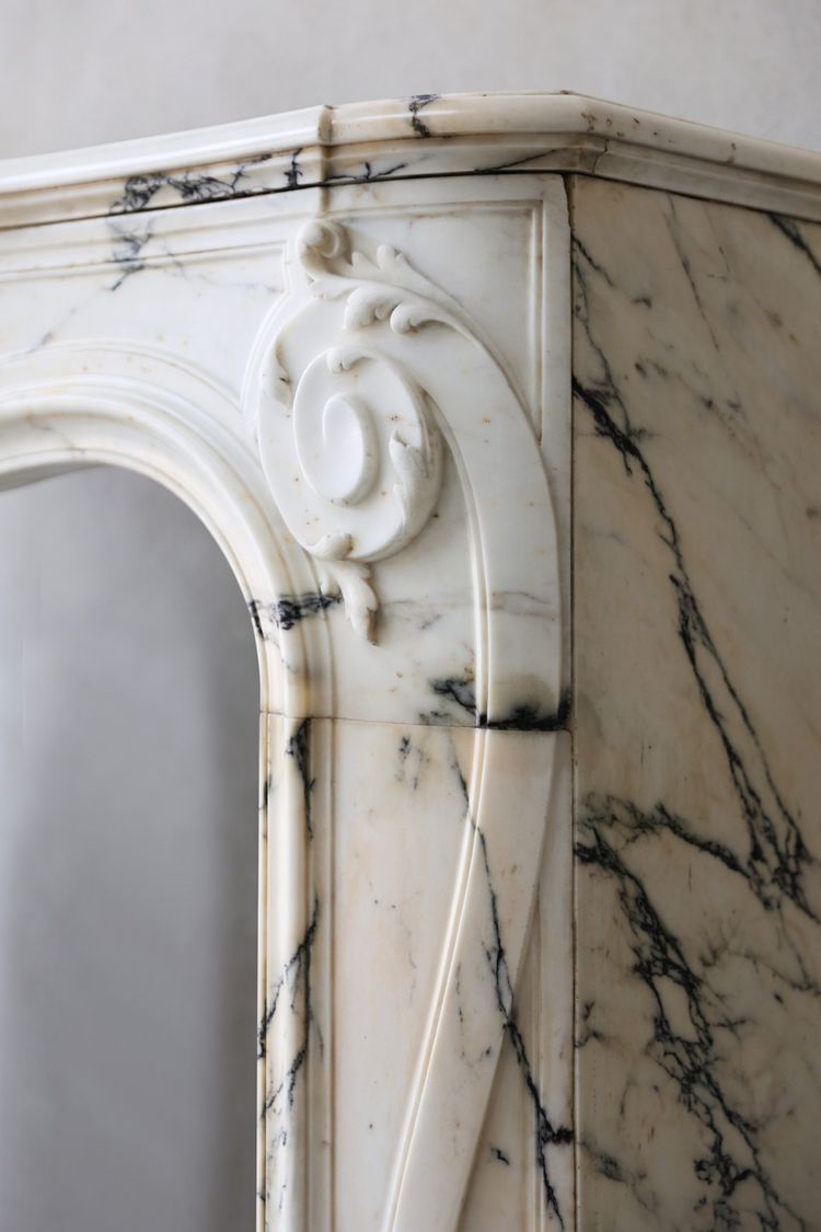 Cheminée ancienne en marbre