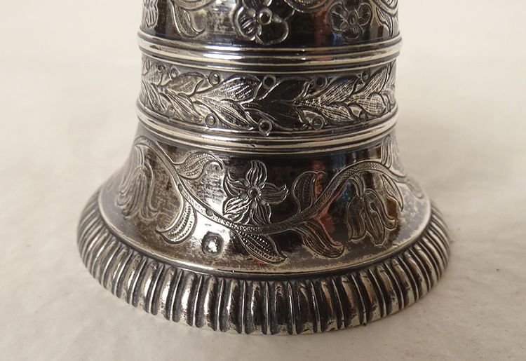 Cloche Clochette De Table Argent Massif Minerve Fleurs 114gr XIXème Siècle