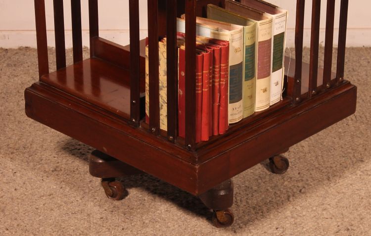 Libreria girevole con base in ferro - XIX secolo