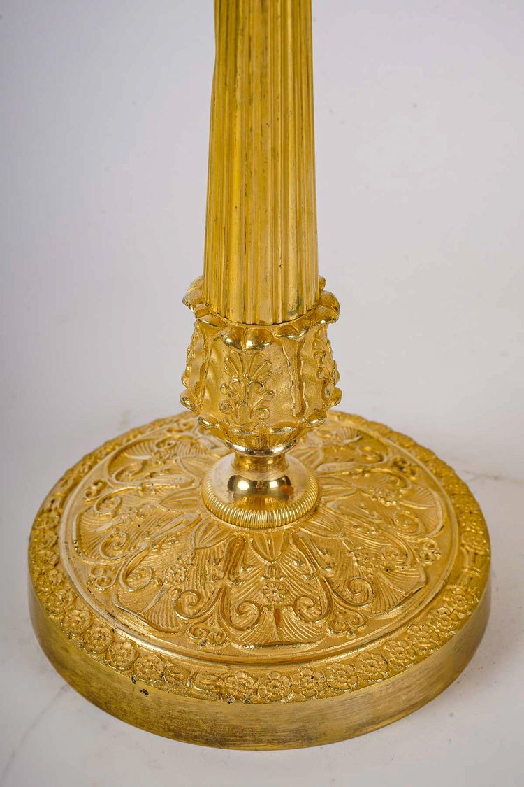 Paire de Flambeaux d’Époque Restauration en Bronze Ciselé et Doré Montés en Lampes vers 1820