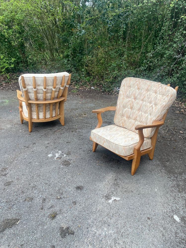 Guillerme Et Chambron , Paire De Fauteuils S En Chêne , Edition Votre Maison, Circa 1970
