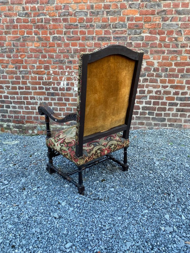 Eichenholz-Sessel im Stil Louis XIII, ca. 1900/1930