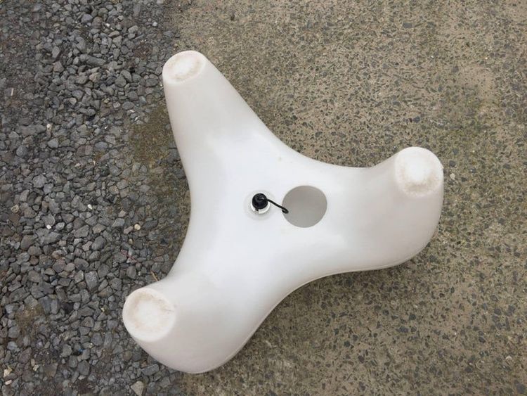Douglas Mont , Tabouret Vintage En Plastique