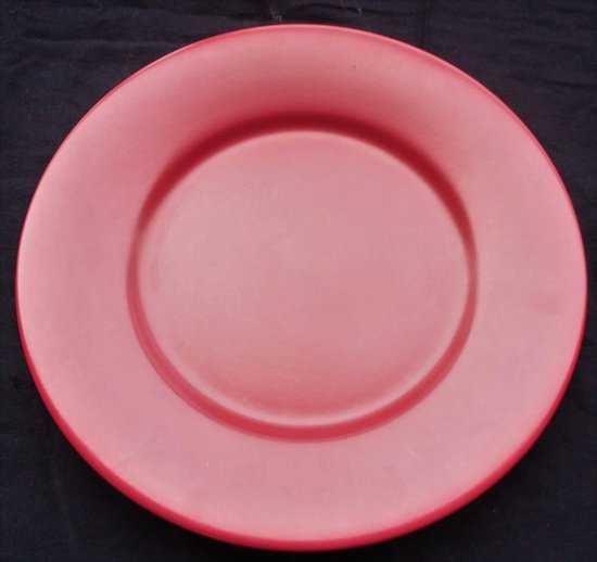Set of 12 large Gien presentation plates, red/garnet color