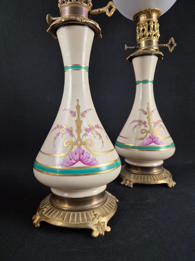 lampes a pétrole en porcelaine XIXe