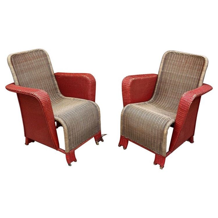 Paire De Fauteuils Art Déco En Rotin Circa 1930