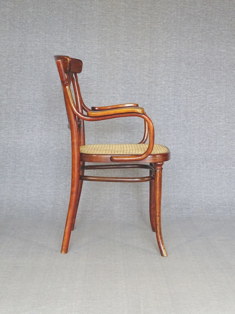 Poltrona Thonet N°221 , intarsio "bronzo" 1905, canalizzazione perfetta