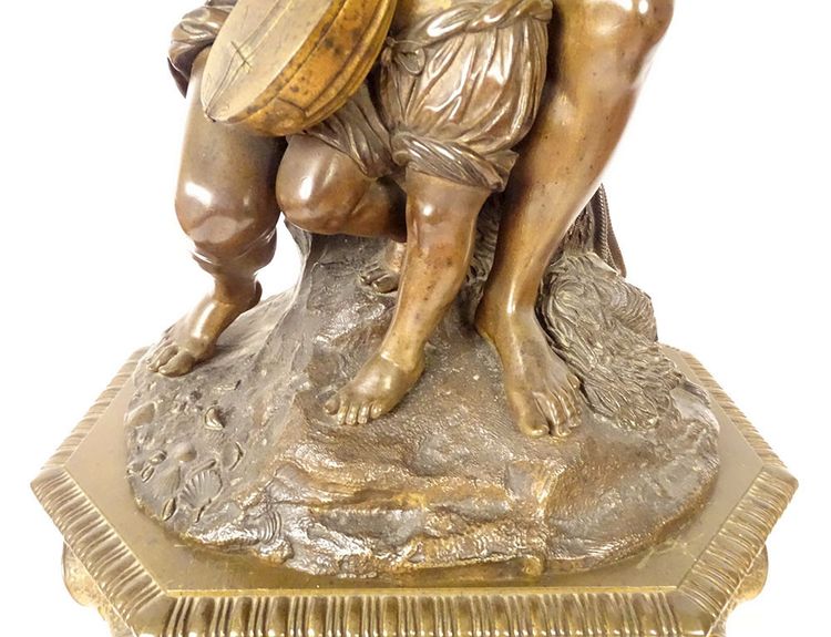 Orologio da tavolo in bronzo italiano a forma di pescatore Candelabro Napoleone III XIX secolo