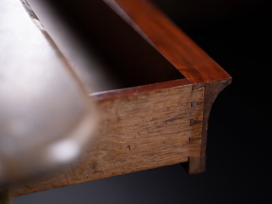 Console impero con timbro Jacob Desmalter, inizio XIX secolo