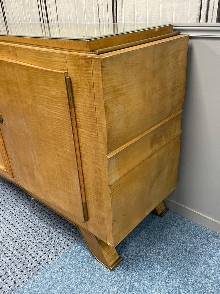 Jules Leleu, Credenza Art Déco in impiallacciatura di sicomoro e bronzo, firmata