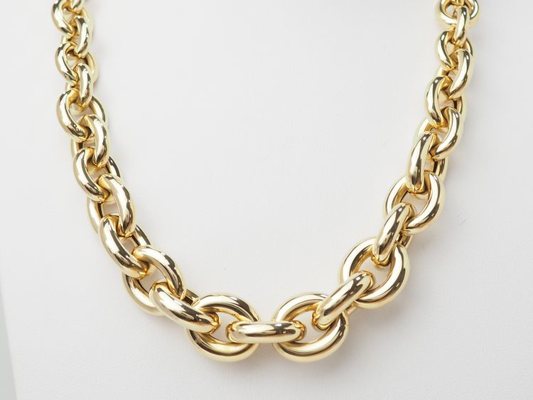 Collier maille forçat ronde en chute en or jaune 