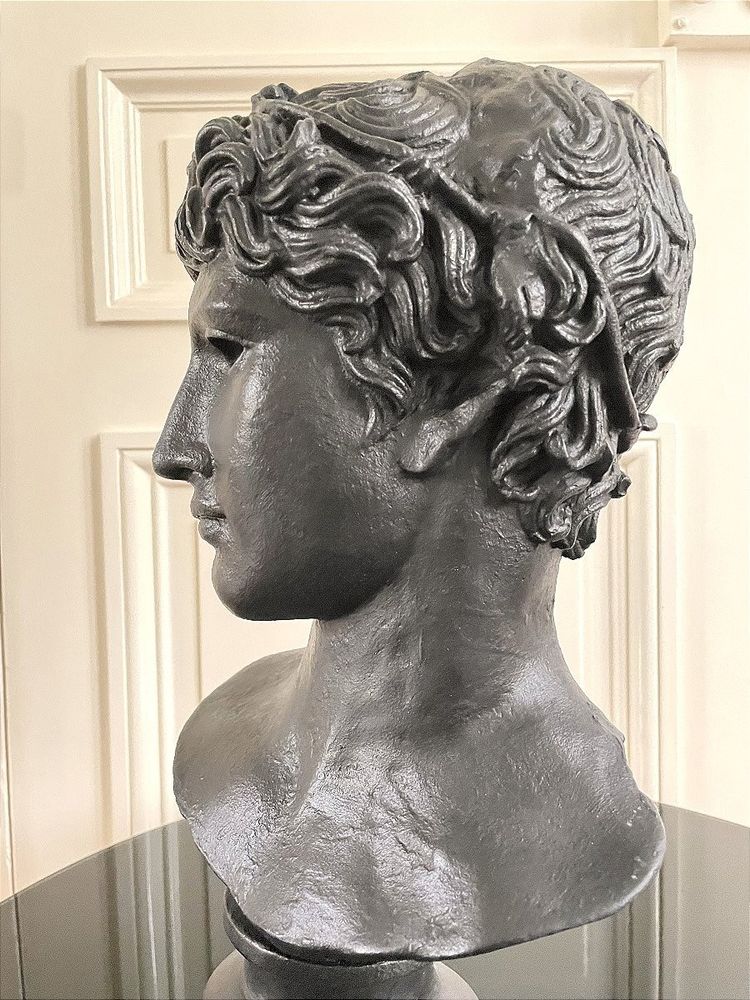 France, Circa 1970/1980 , Buste En Plâtre « Tête De Bénévent » Dans Le Goût De L’antique.