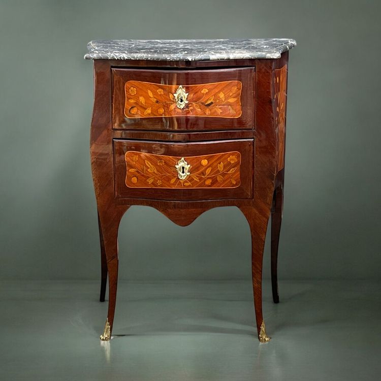 COMMODE DEL XVIII SECOLO DI STILE LOUIS XV IN MARQUETRY DI FIORI CON TOPI IN MARMO